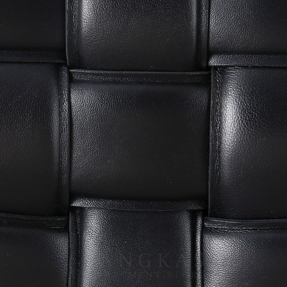 BOTTEGA VENETA(USED)보테가베네타 패딩 카세트백 @@@@@